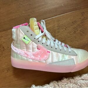 Rare Nike blazers big kids girls size 6.5
